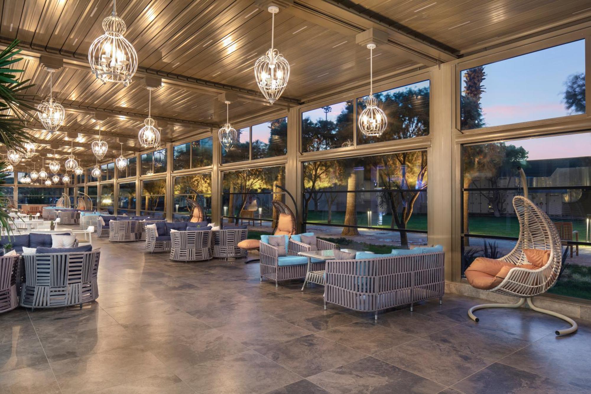 Nirvana Cosmopolitan Hotel - Convention & Sports Center Antalya Kültér fotó